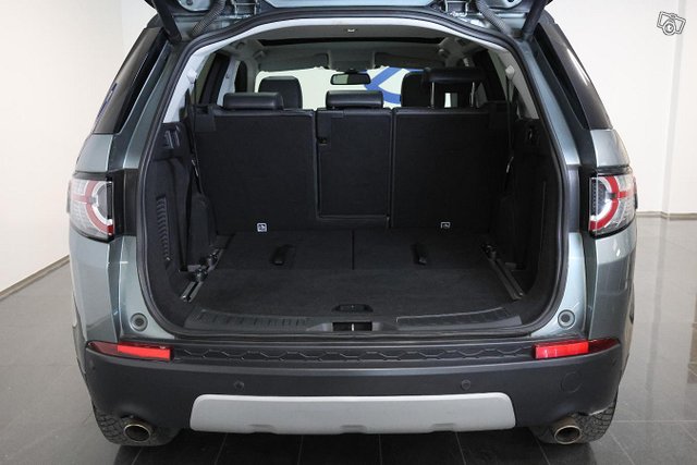 Land Rover Discovery Sport 11