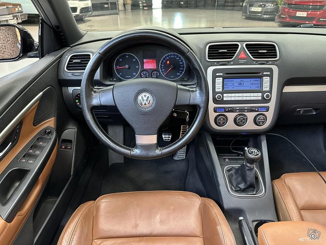 Volkswagen Eos 4