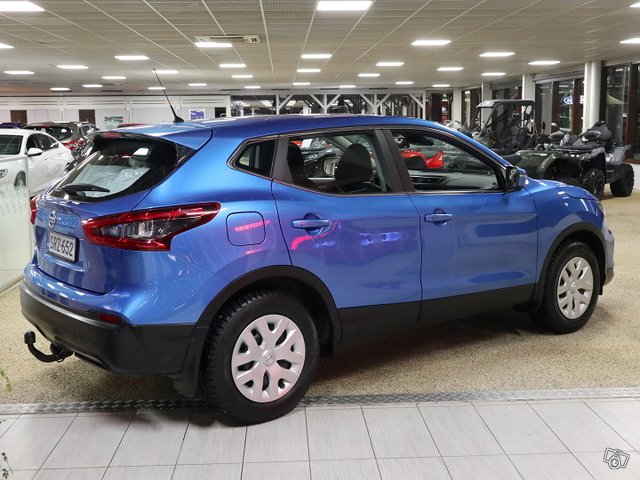 NISSAN Qashqai 4