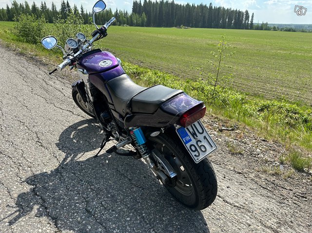 Yamaha FZX 750 3