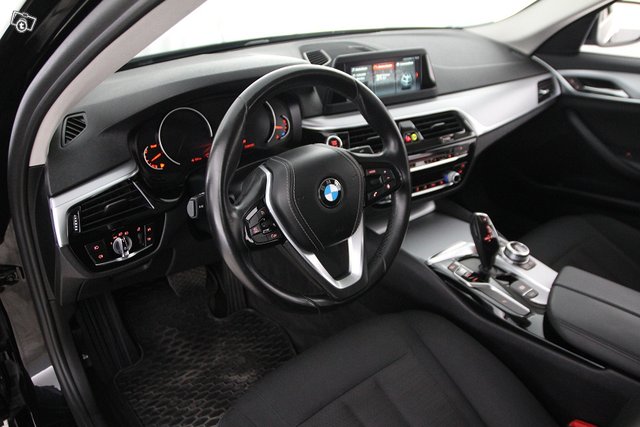 BMW 520 10