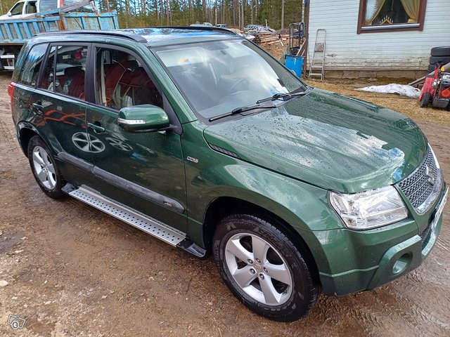 Suzuki Grand Vitara 10