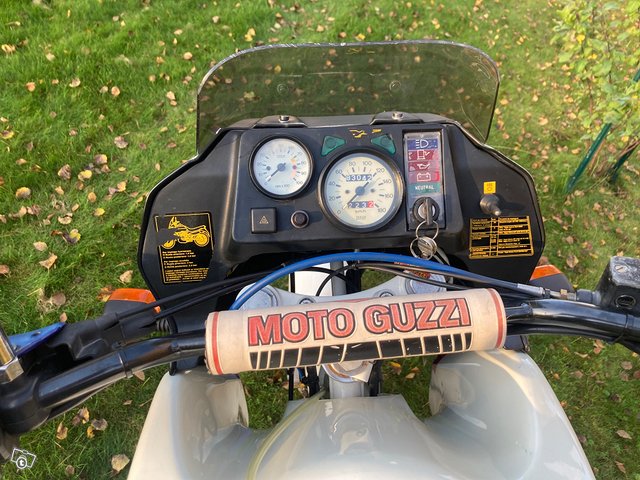 Moto Guzzi NTX 650 5