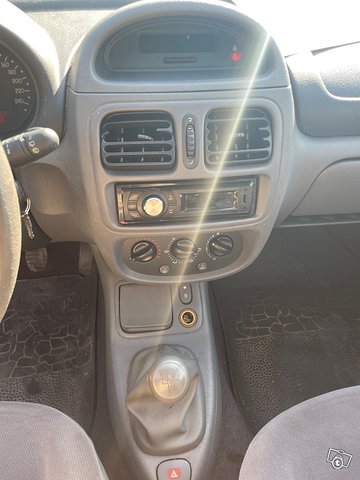 Renault Clio 5