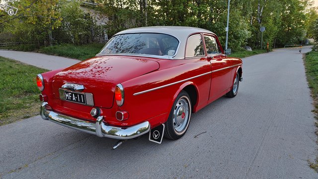 Volvo Amazon 5