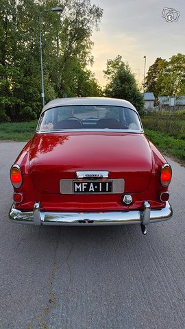 Volvo Amazon 6