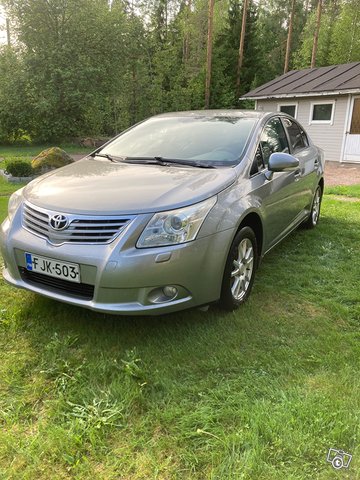 Toyota Avensis, kuva 1