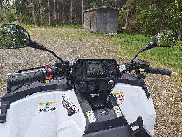 Polaris Sportsman 570 10