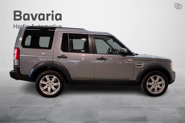 Land Rover Discovery 6