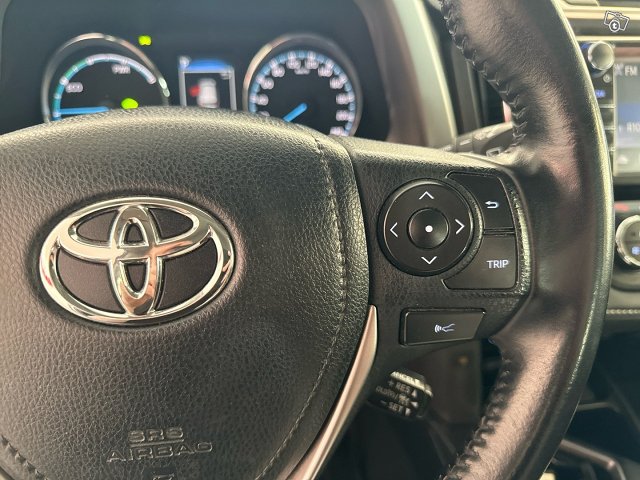 Toyota RAV4 17