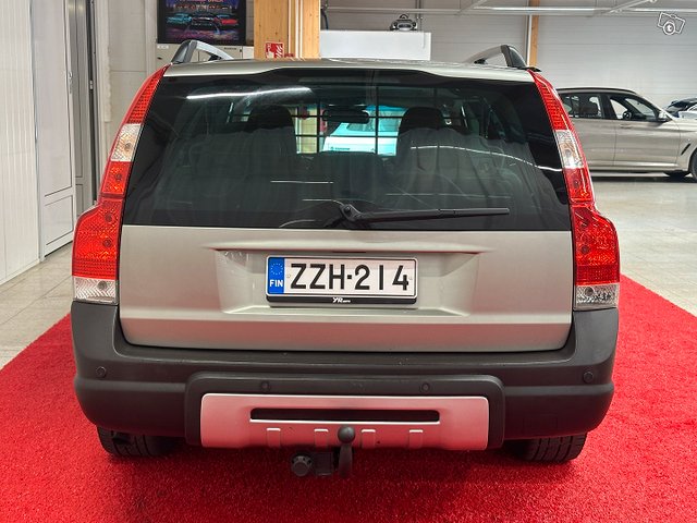 Volvo XC70 4