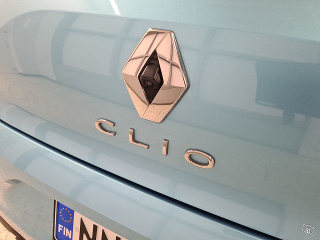 RENAULT CLIO 23