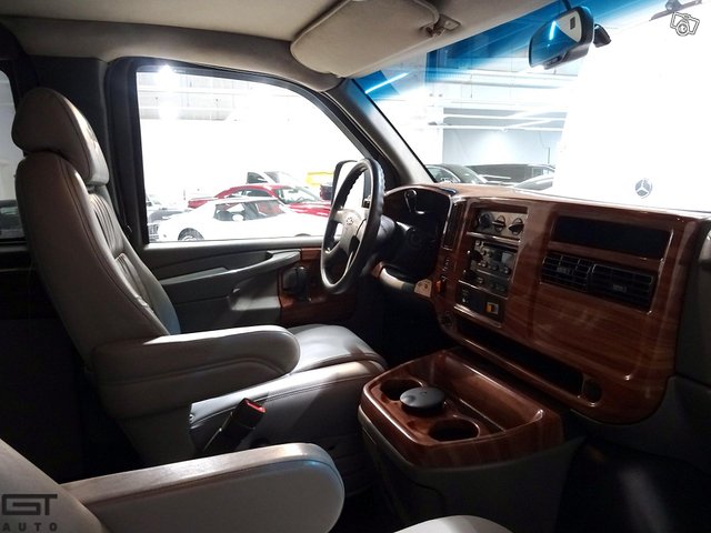 Chevrolet Express 14