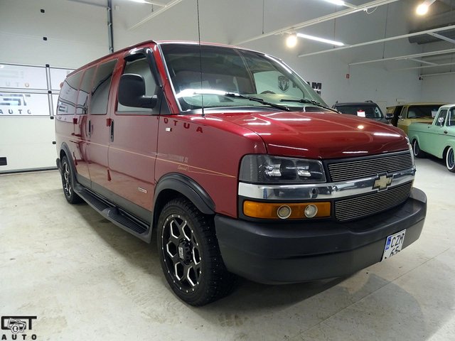 Chevrolet Express 17