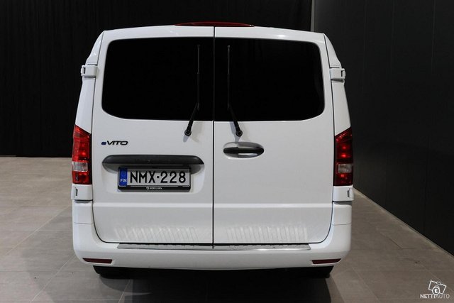 Mercedes-Benz Vito 7