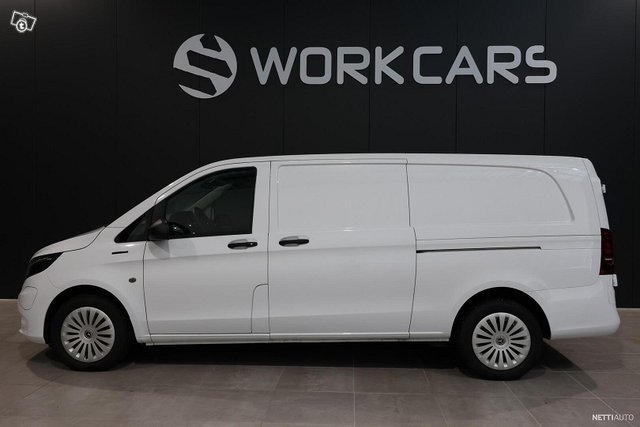 Mercedes-Benz Vito 12