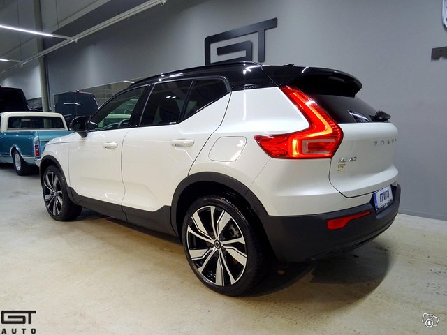 Volvo XC40 13