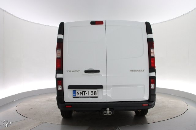 RENAULT Trafic 5