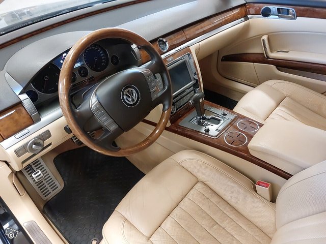 Volkswagen Phaeton 6