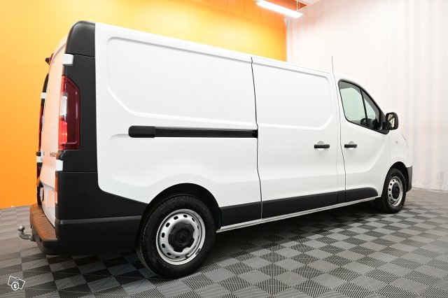 Renault Trafic 5