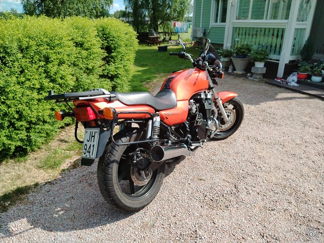 Honda cb 750 seven fifty suomipyörä 5