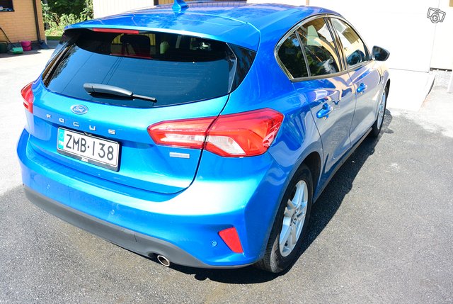 Ford Focus 7