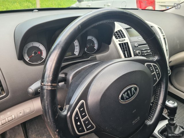 Kia Ceed 7