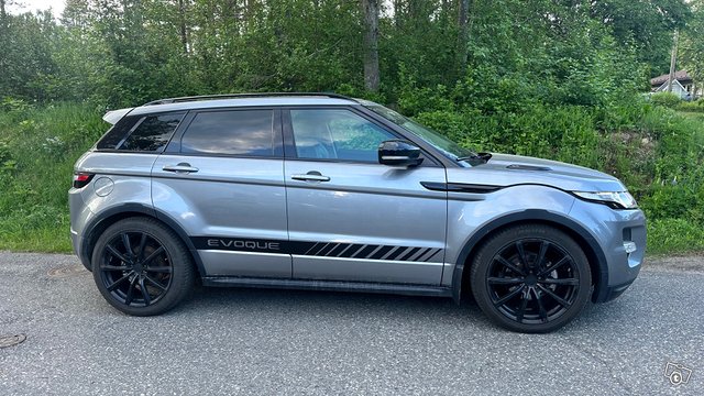 Land Rover Range Rover Evoque 3