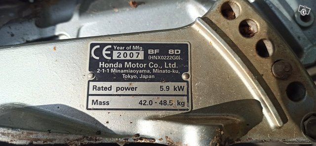 Vähän käytetty 8hp Honda perämoottori 3