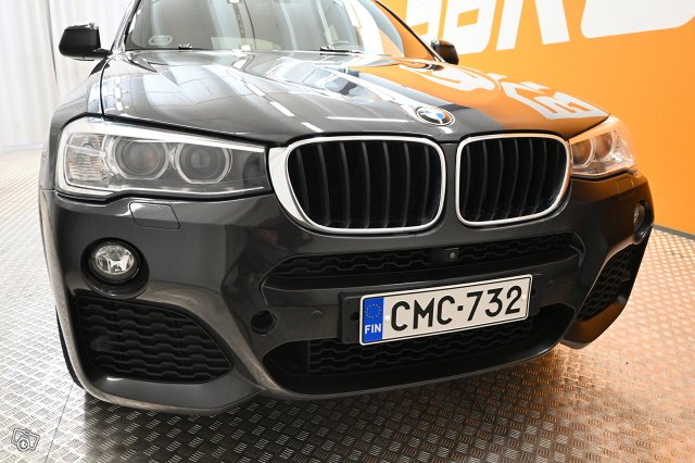 BMW X4 8