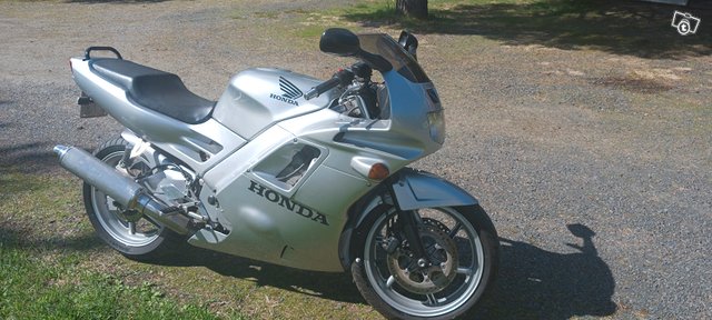 Honda CBR600 1