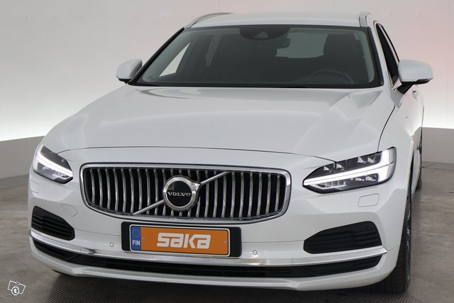 Volvo V90 11