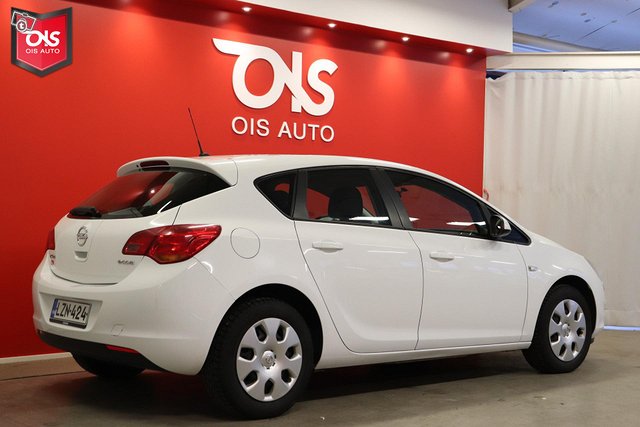 Opel Astra 12