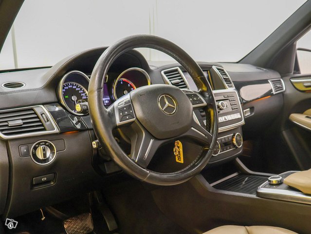 Mercedes-Benz GL 3