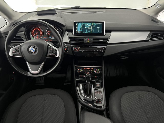 BMW 225 19