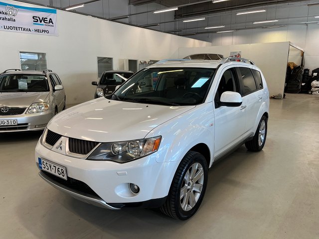 Mitsubishi Outlander 1