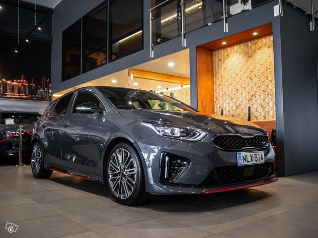 Kia Ceed 1