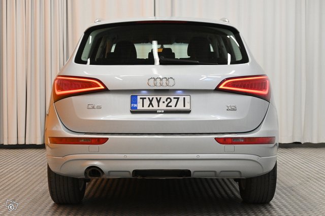 Audi Q5 6