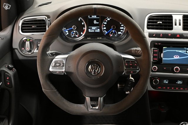 Volkswagen Polo 16