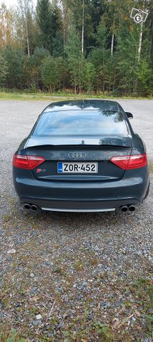 Audi S5 10