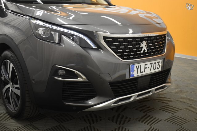 Peugeot 5008 10