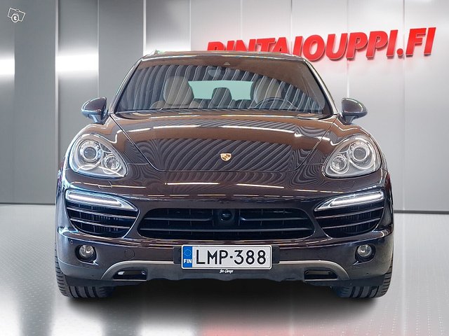 Porsche Cayenne 3