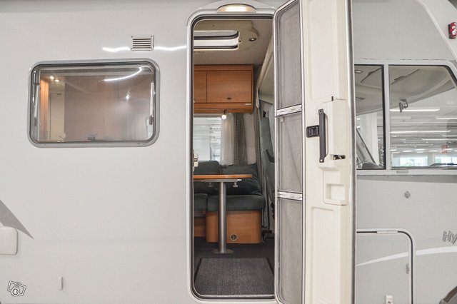 Hymer b 524 8