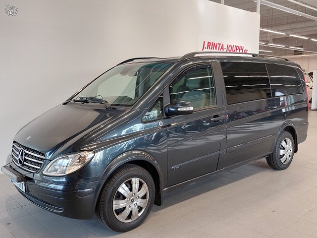 Mercedes-Benz Viano 2