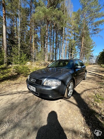 Audi A4, kuva 1