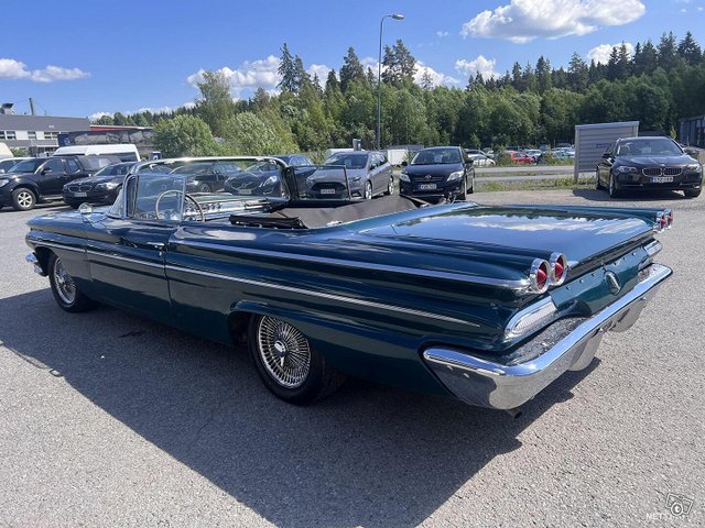 Pontiac Catalina 11