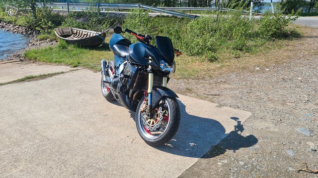 Kawasaki z 1000, kuva 1