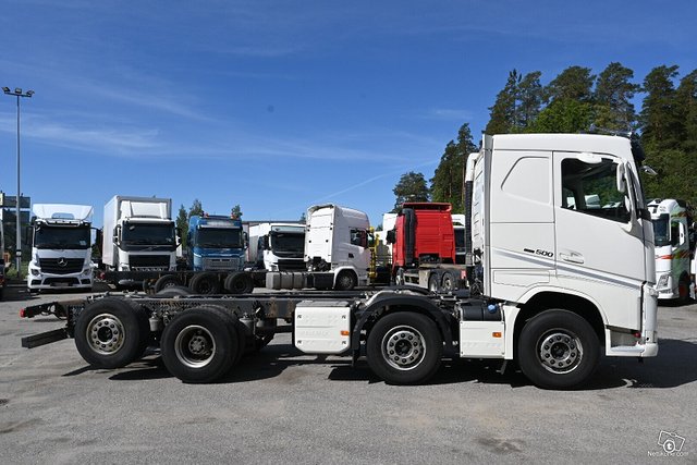 Volvo FH500 8x2 Euro 6 Alusta 7