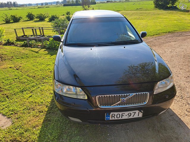 Volvo V70 2