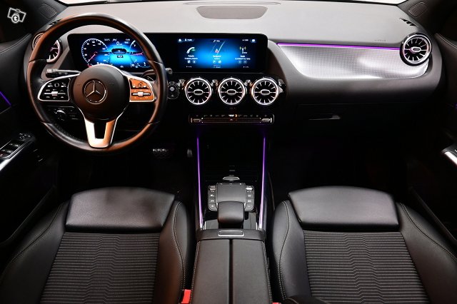 Mercedes-Benz GLA 15